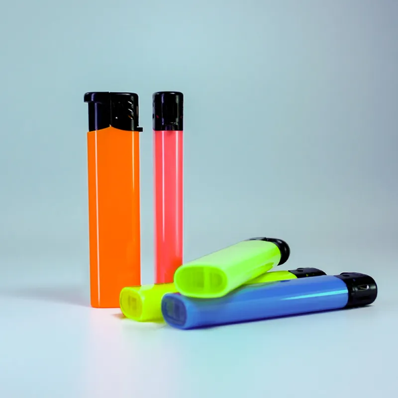 Refillable Classic Small Electronic Disposable Advertisement Gift Pocket Lighter of Custom Logo Lighters